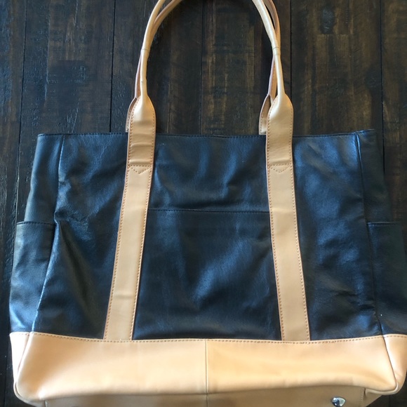 Danier Leather Black and Camel Purse - Picture 5 of 10